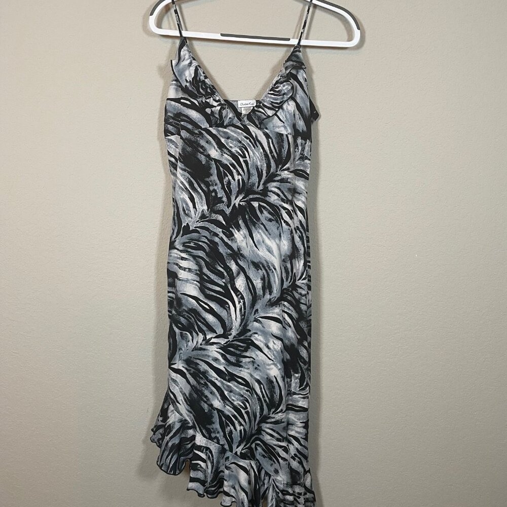 Charlotte Russe maxi dress Black & White Floral Spaghetti Straps, Size L